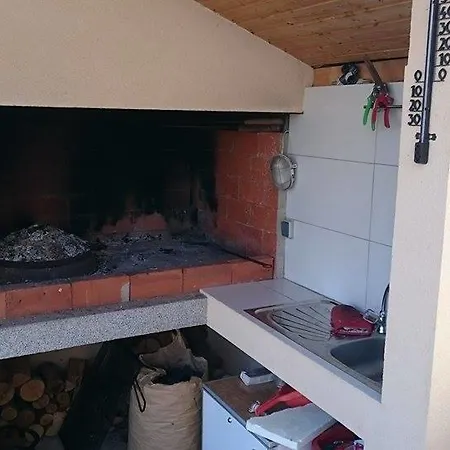 Marija Apartman Zára